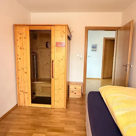 Holiday home Idyllisches Zur Alleinnutzung Nahe Bad Waltersdorf