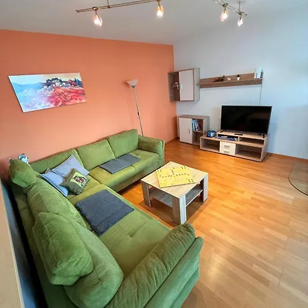Idyllisches Zur Alleinnutzung Nahe Bad Waltersdorf Casa vacanze Neudau